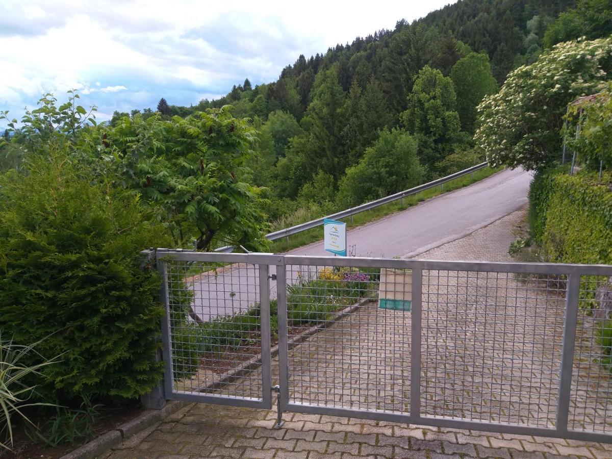 Apartma Metka Trzic * Lese